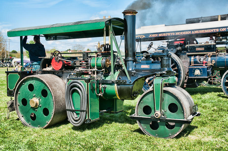 Vintage Steam Roller #1 Photograph by Roy Pedersen