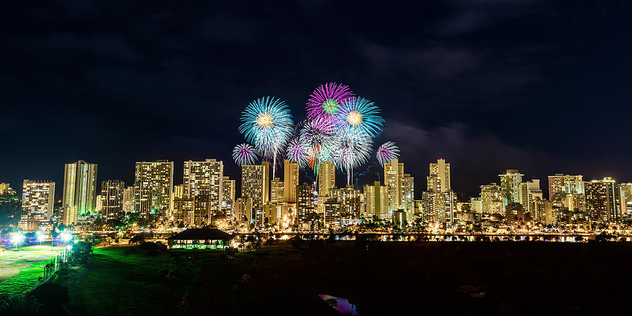 Waikiki Fireworks Celebration 11 #1 Photograph by Jason Chu