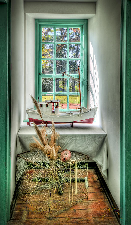 Watermans Window #1 Photograph by T Cairns
