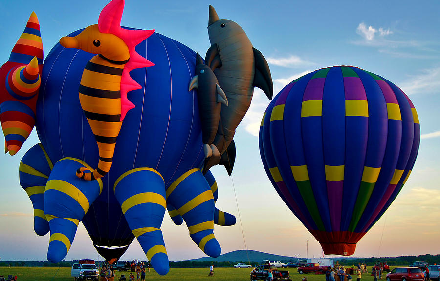 Wausau's Hot Air Balloon Festival Photograph by Carol Toepke