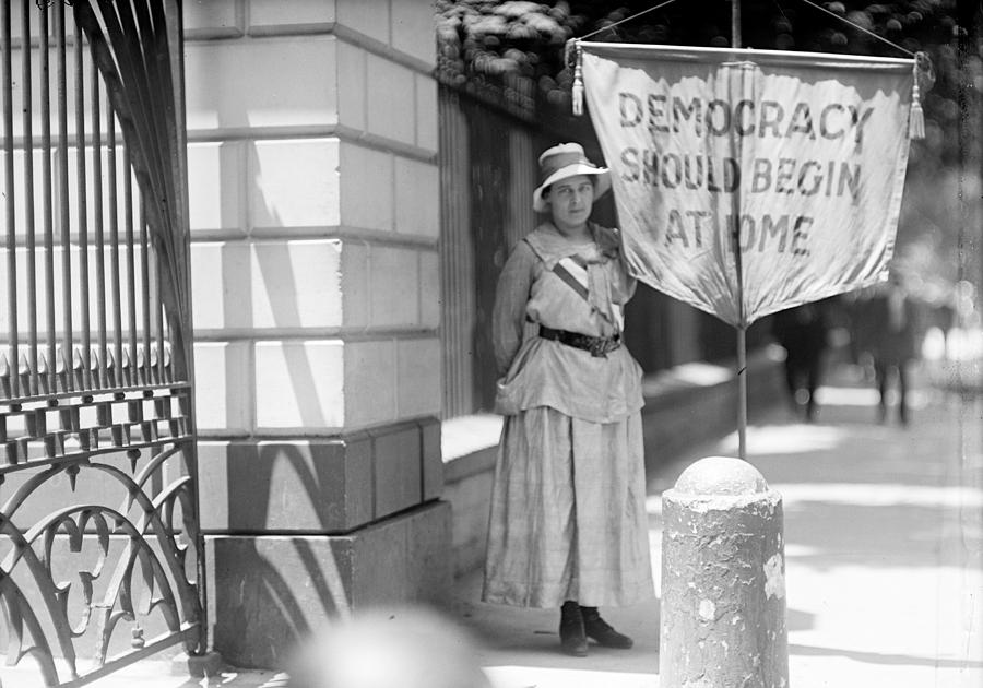 White House Suffragette Photograph by Granger - Pixels