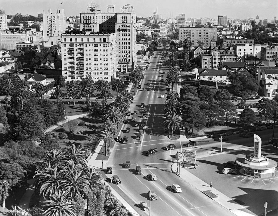 Architecture Photograph - Wilshire Boulevard In LA #1 by Underwood Archives