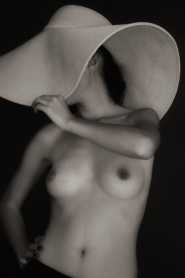 Nude Photograph - Woman in hat #1 by Hugh Smith