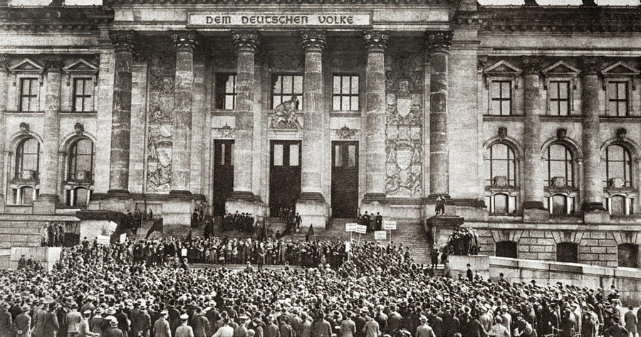 World War I Berlin, 1919 #2 Photograph by Granger
