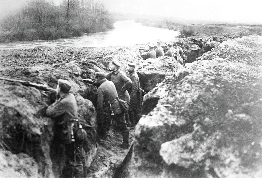 Wwi Trenches, C1914 #1 Photograph by Granger