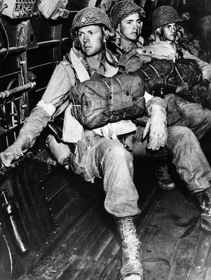 Wwii: Paratroopers #1 Photograph by Granger