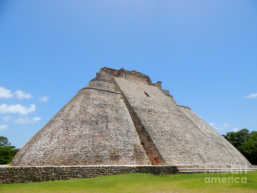 Xumal Pyramid Yucatan Mexico #1 Photograph by Michael Hoard