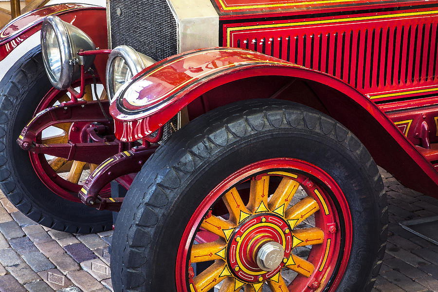 1915 LaFrance Fire Engine #10 Photograph by Rich Franco