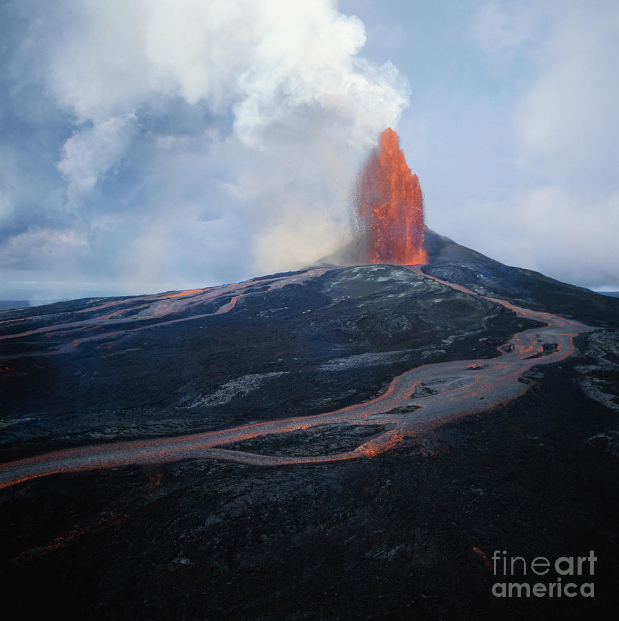 Lava Fountain At Kilauea Volcano, Hawaii #10 Photograph by Douglas Peebles