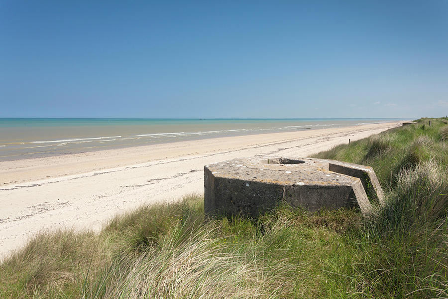 [Image: 11-france-normandy-d-day-beaches-area-wa...ibikow.jpg]