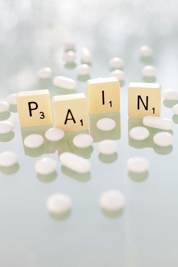 Painkillers #11 Photograph by Ian Hooton/science Photo Library