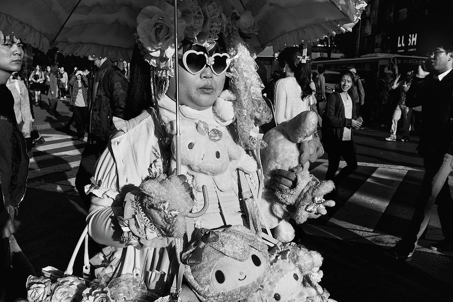 Street Photograph - Untitled by Tatsuo Suzuki Street Photograph - Untitled by Tatsuo Suzuki