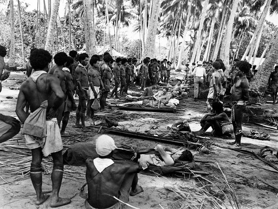 World War II New Guinea #11 Photograph by Granger