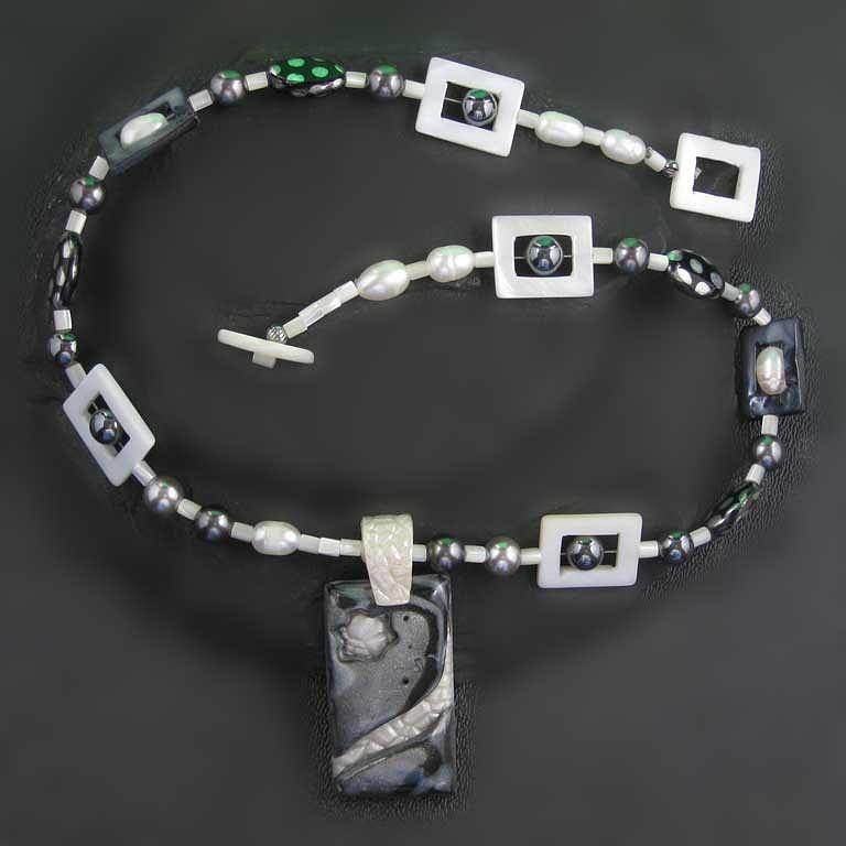 1141 Black Pearl Star Jewelry by Dianne Brooks