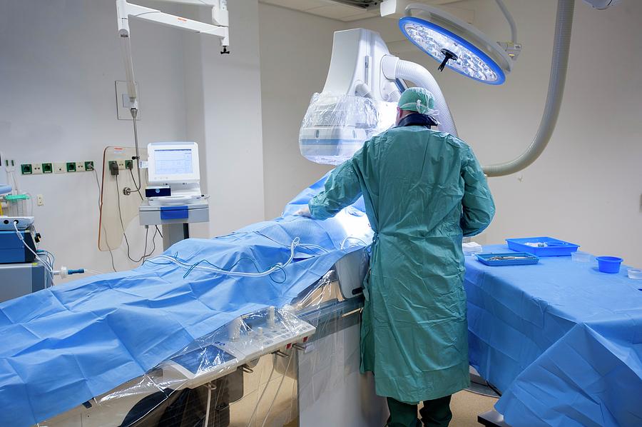 Implantable Defibrillator Surgery Photograph by Arno Massee/science