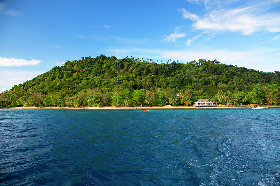 Matangi Private Island Resort, Fiji Photograph by Douglas Peebles