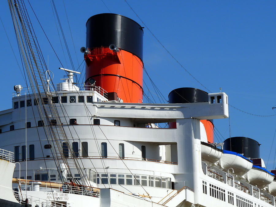 RMS Queen Mary #12 Photograph by Jeff Lowe