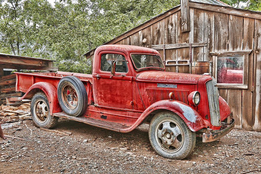 Gold KIng MIne Rusting Vehicle Photograph by Robert Jensen - Fine Art ...