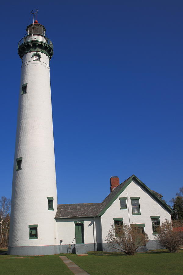 Lighthouse - Presque Isle Michigan 5 Photograph by Frank Romeo