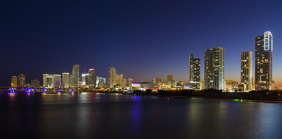 Miami Downtown Skyline Photograph by Raul Rodriguez