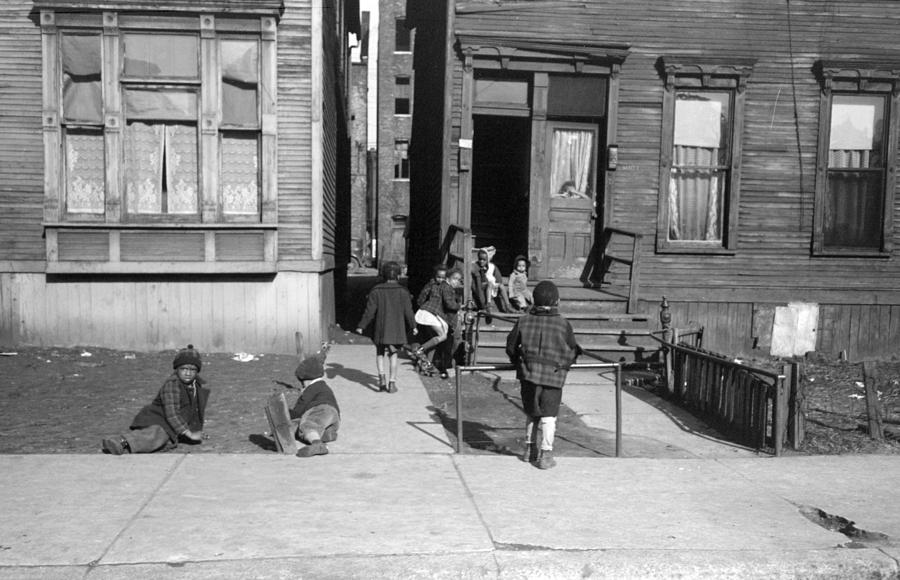 Chicago Children, 1941 Photograph by Granger - Fine Art America