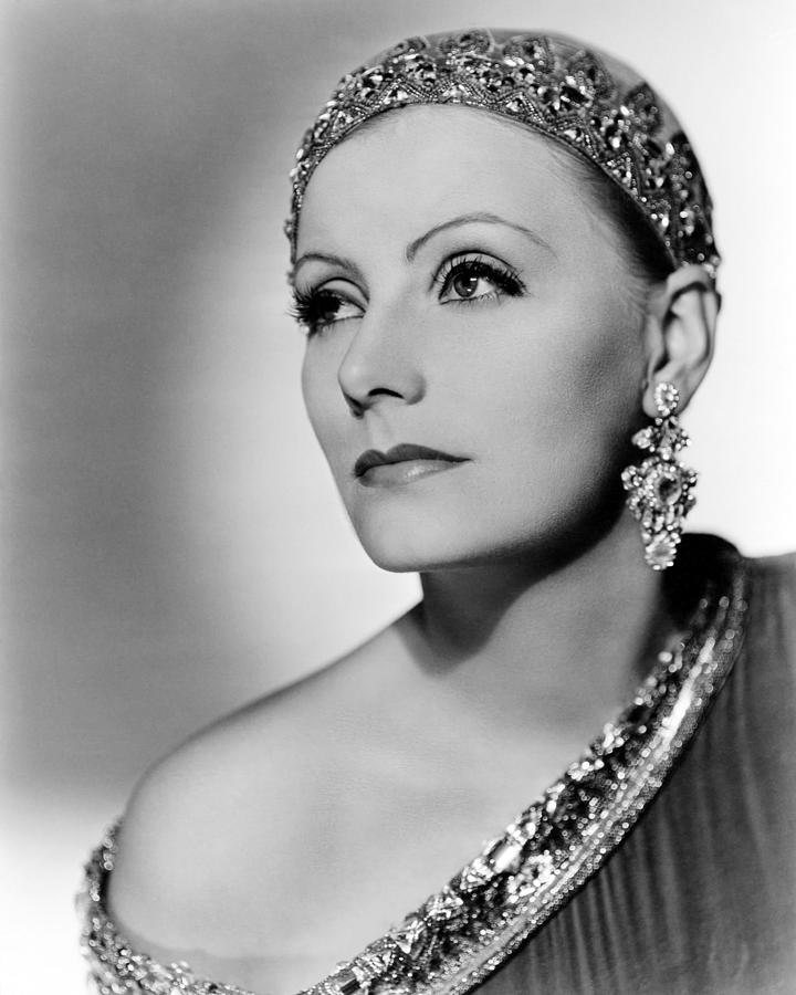 Greta Garbo Photograph by Silver Screen - Fine Art America