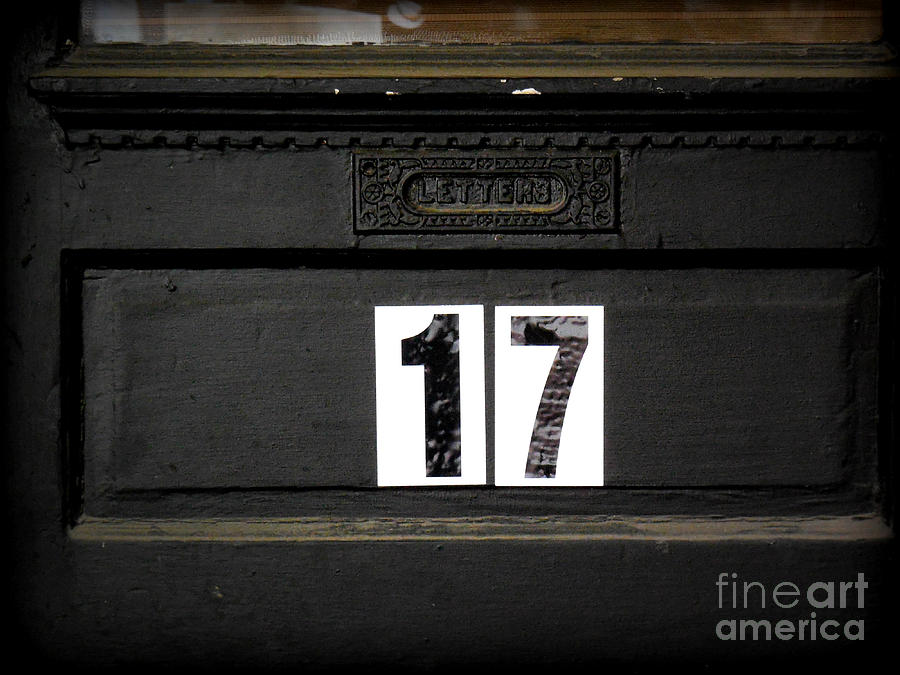 17 Letter Box Photograph by Valerie Reeves