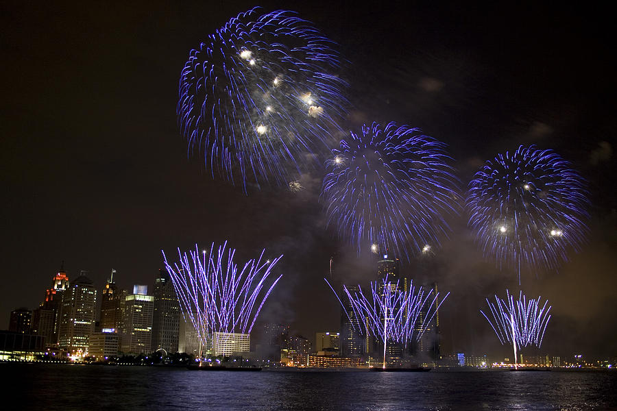 Detroit Fireworks Photograph by Gary Marx - Fine Art America