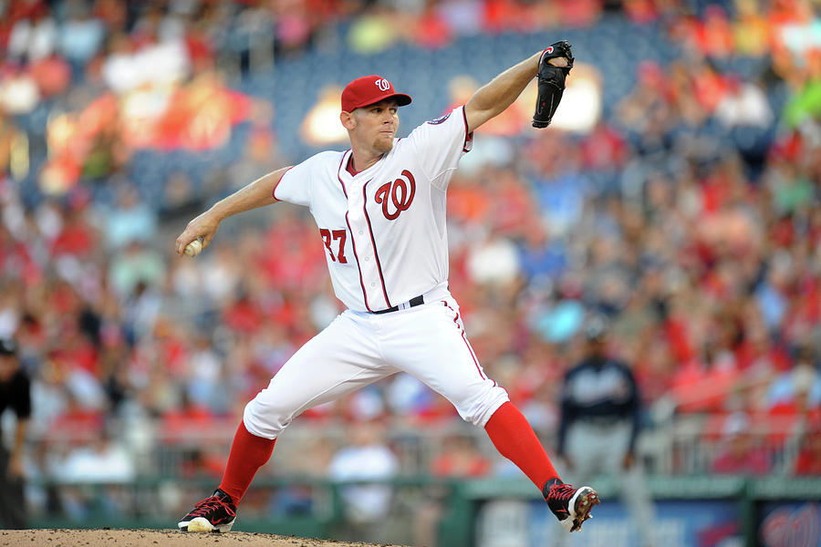 Atlanta Braves V Washington Nationals Photograph by Mitchell Layton Atlanta Braves V Washington Nationals Photograph by Mitchell Layton