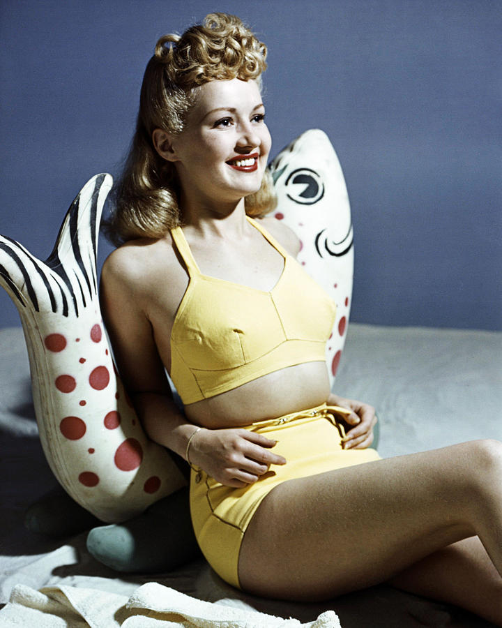 Betty Grable Photograph - Betty Grable by Silver Screen.