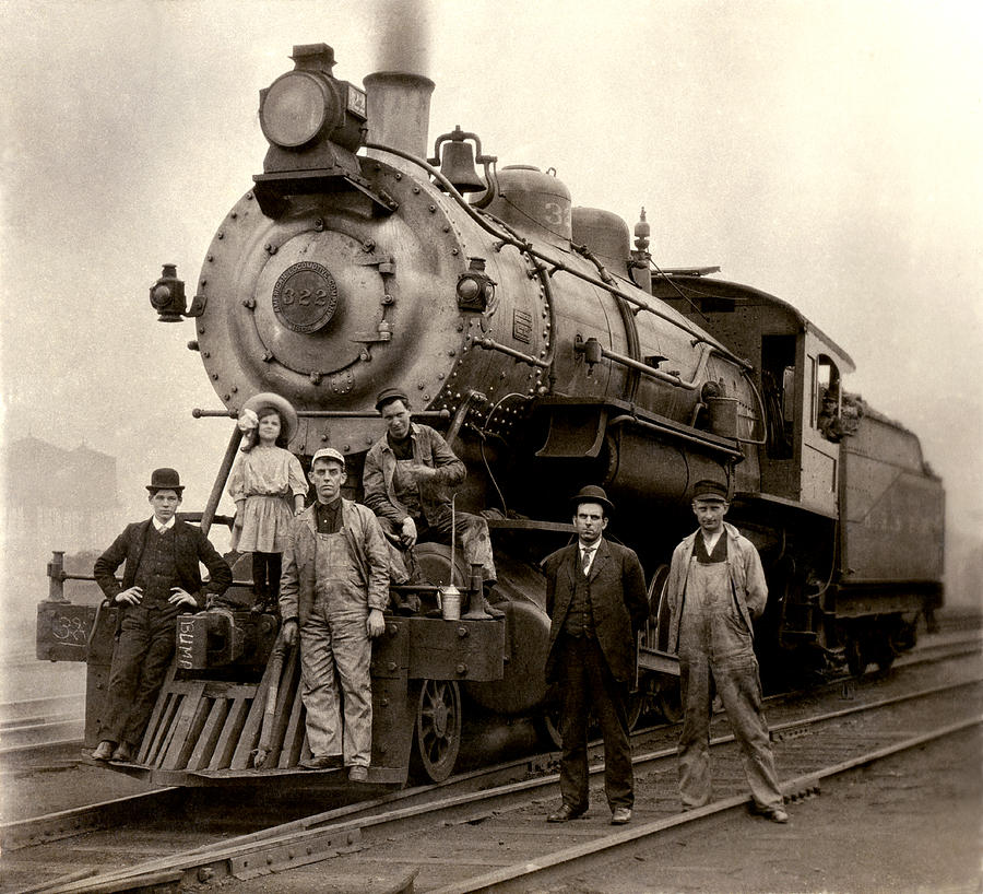 1905 Railroad Engine Photograph by Historic Image