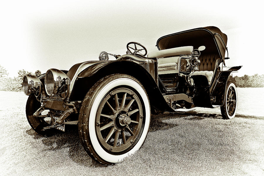 Car Photograph - 1914 Renault Type EF Victoria by Marcia Colelli