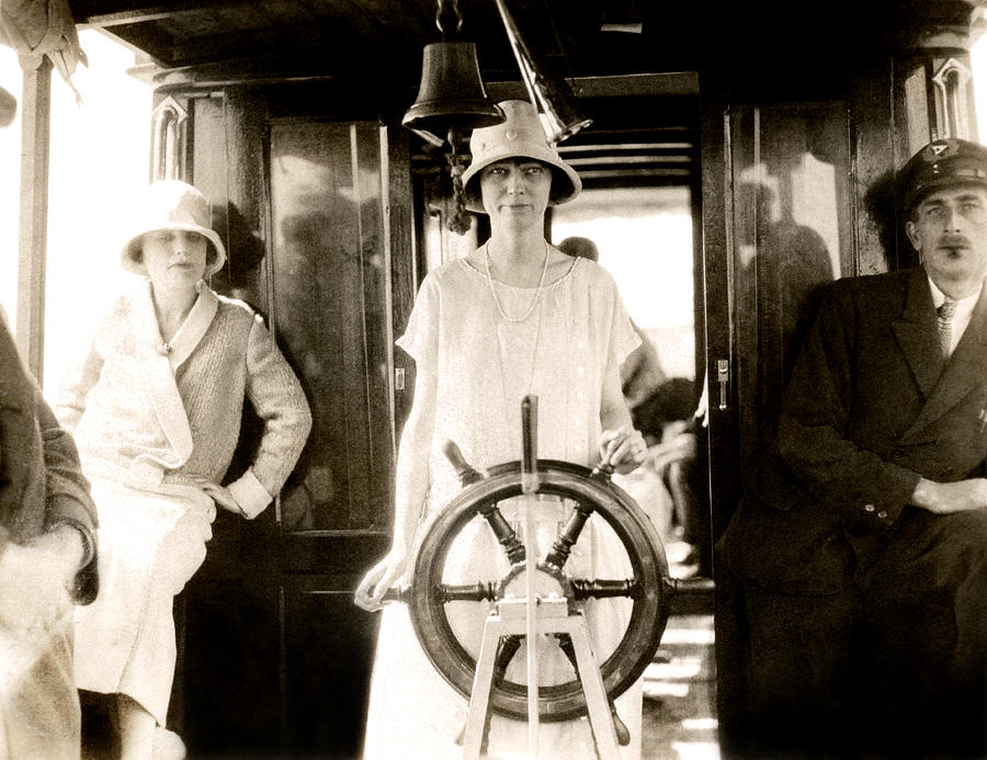 1925 Day Trip Photograph by Historic Image
