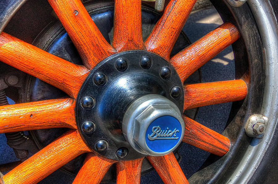 1927 Buick Model 27 Wheel Photograph by Amanda Stadther