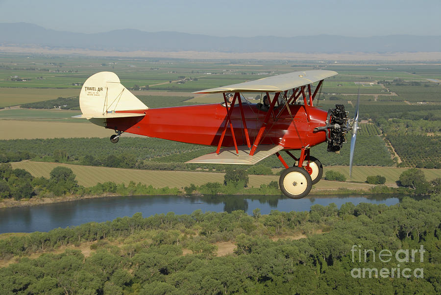 1929 travel air biplane