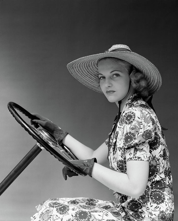 1930s 1940s Woman Wearing Straw Hat Sun Photograph By Vintage Images 