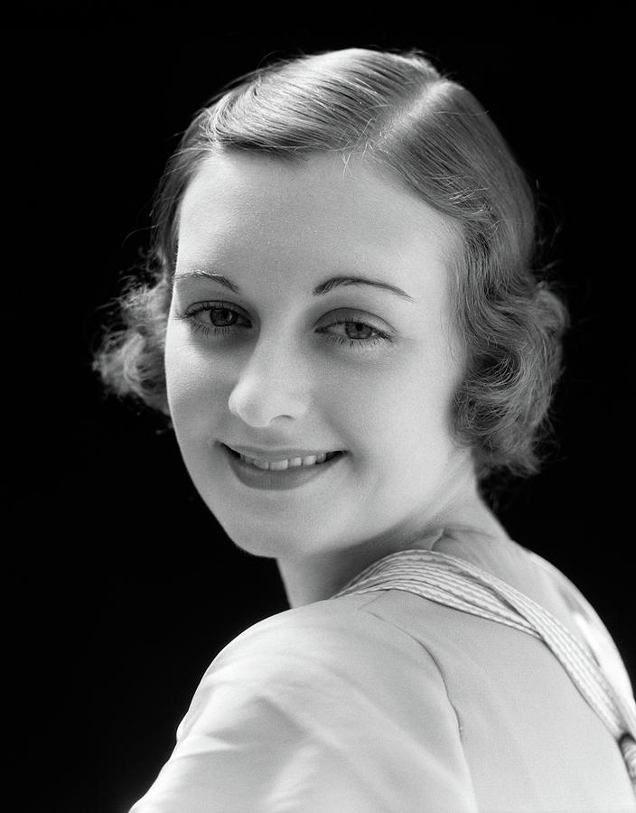 1930s Smiling Young Woman Head Turned Photograph by Vintage Images