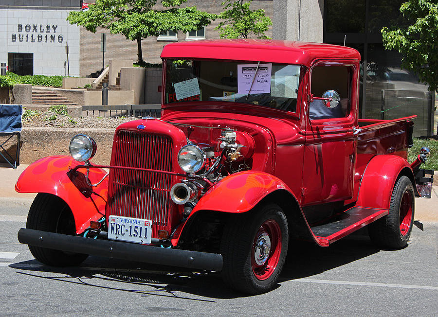 1932 Ford Pick Up Photograph by Suzanne Gaff