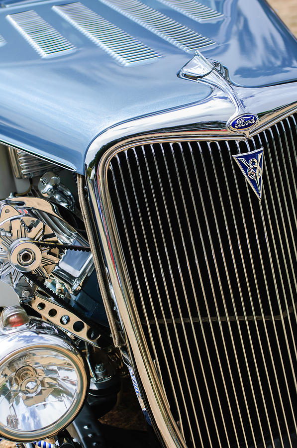 1934 Ford grille emblem #10