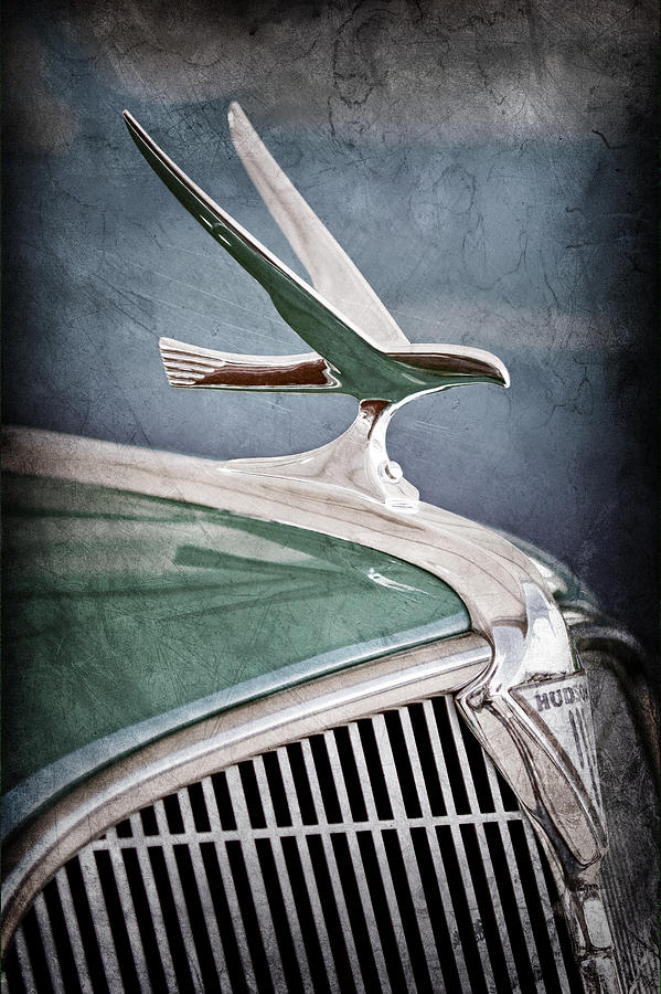 1935 Hudson Touring Sedan Hoodc Ornament Photograph by Jill Reger