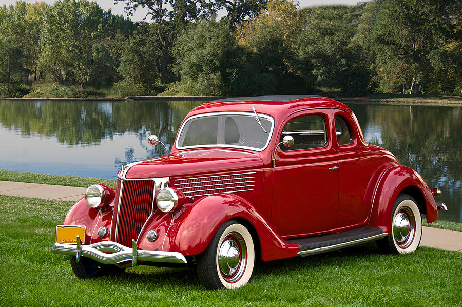 1936 Ford Deluxe Coupe Photograph by Dave Koontz