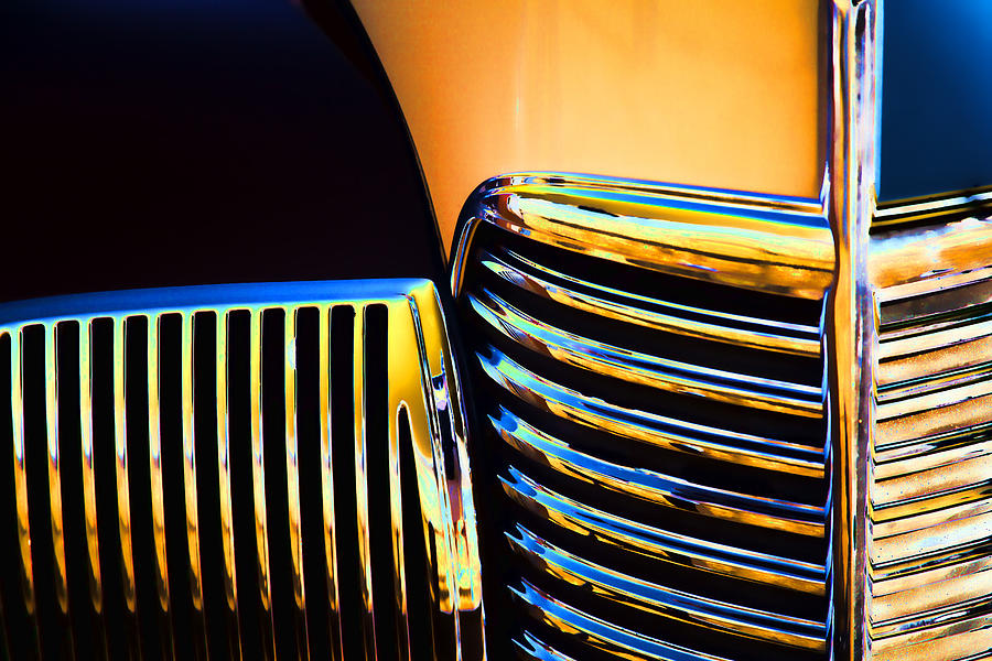 1939 Studebaker Champion Grille Photograph by Carol Leigh