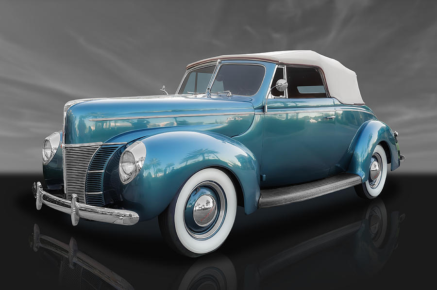 1940 Ford Deluxe Convertible Photograph by Frank J Benz