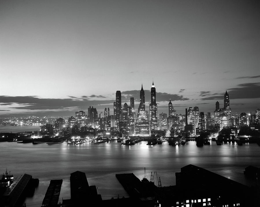 1940s 1950s Downtown Manhattan East Photograph by Vintage Images 1940s 1950s Downtown Manhattan East Photograph by Vintage Images