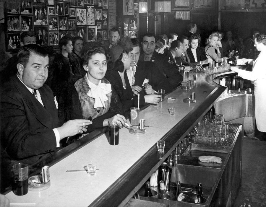 New York City Photograph - 1940s NY Bar Scene by Underwood Archives