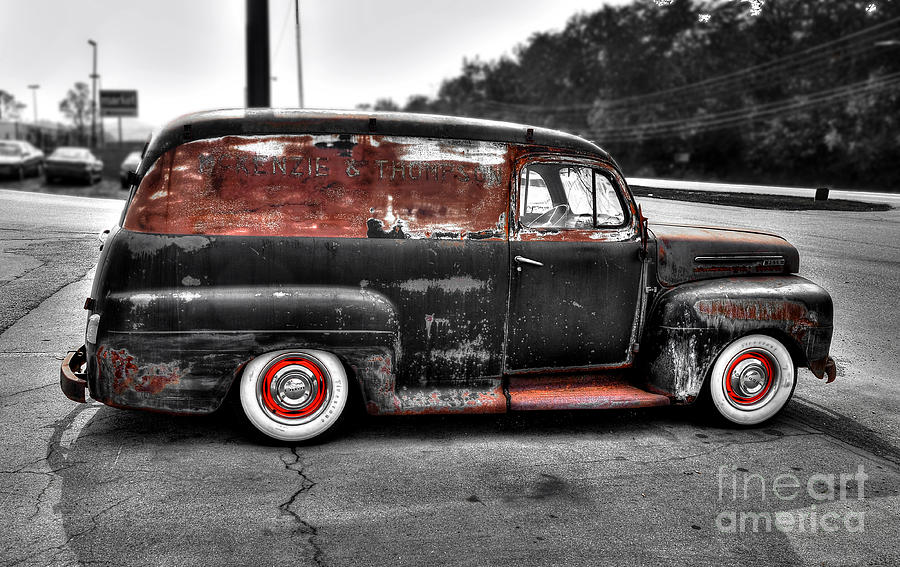 1948 Ford Panel Truck Photograph by Paul Mashburn