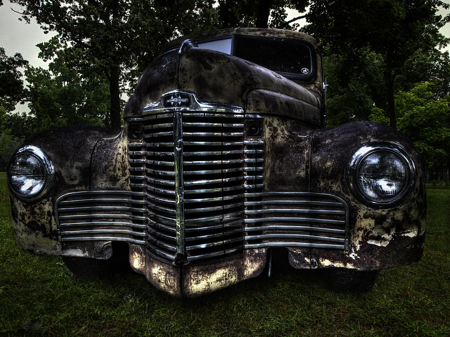Old Truck Photograph - 1948 International Truck by Thomas Young