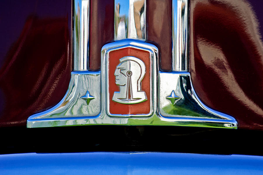 1948 Pontiac Streamliner Woodie Station Wagon Emblem Photograph by Jill Reger