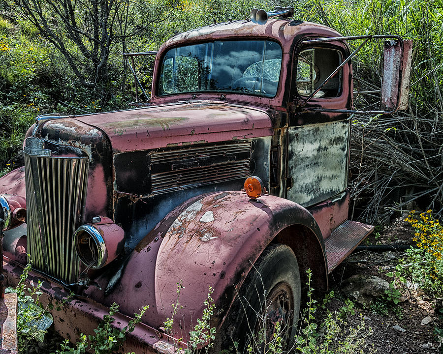 1948 White Super Power Truck Photograph by Van Allen Photography