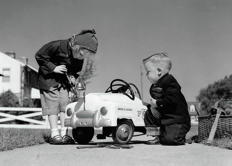 1950s Boy And Girl Playing At Repairing Photograph by Vintage Images ...